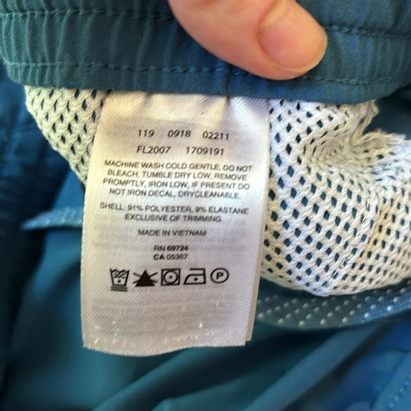 Columbia Women’s Shorts PFG Tidal Blue Size XL - Picture 8 of 9